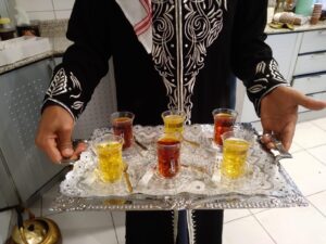 خدمه ضيافه رجالي